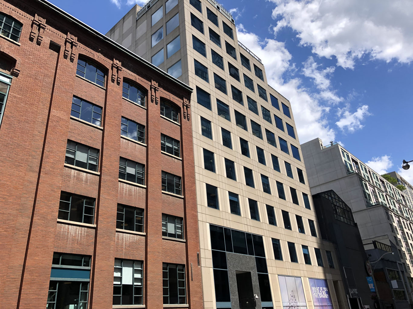 OCAD University - 230 Richmond